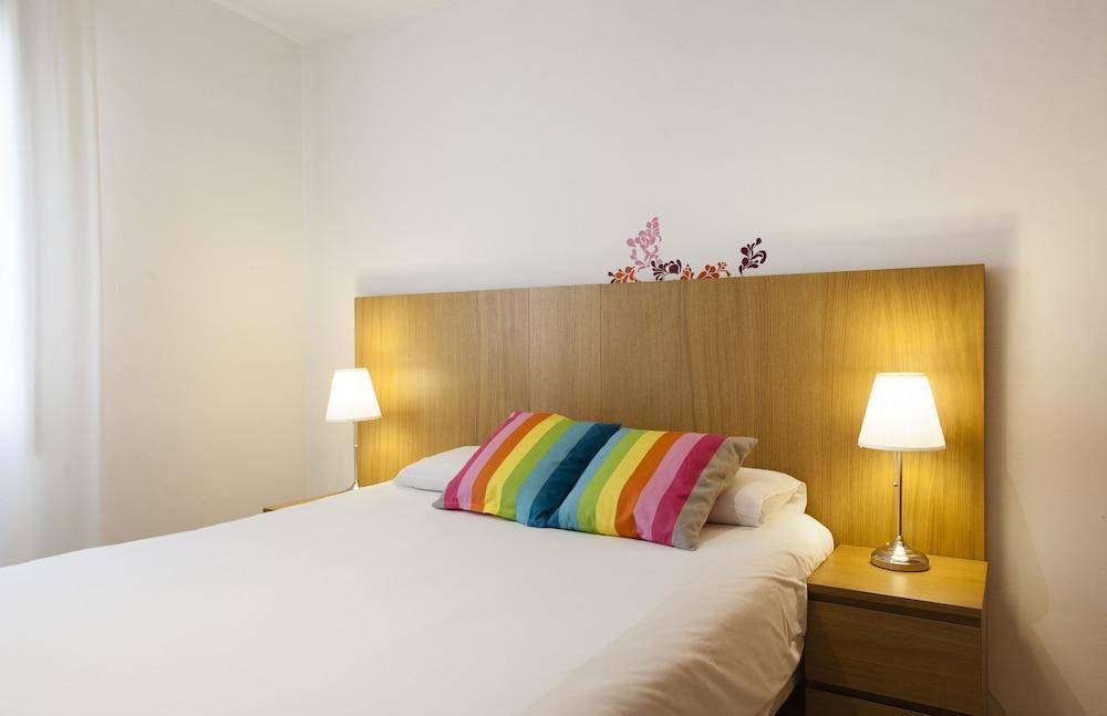 Las Ramblas Pasaje Bacardi Apartments Barcelone Extérieur photo